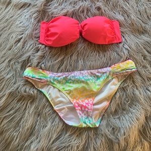 Victoria’s Secret: Strapless Bikini